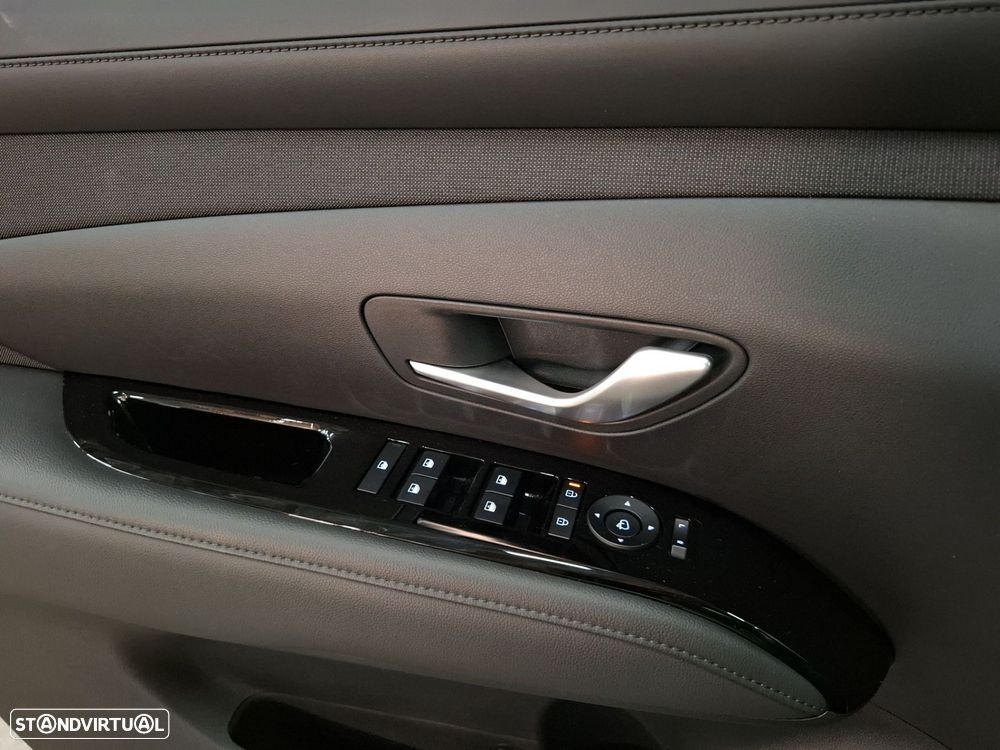 Hyundai Tucson 1.6 T-GDI PHEV e-Vanguard + TT - 25