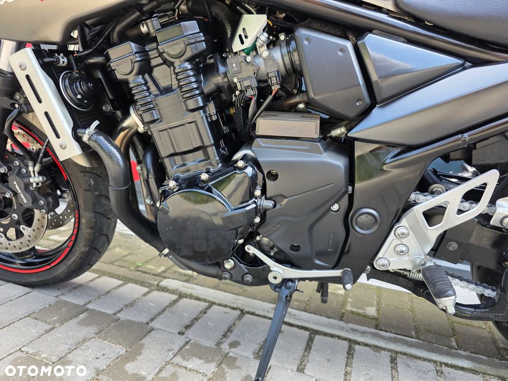 Suzuki Bandit - 11