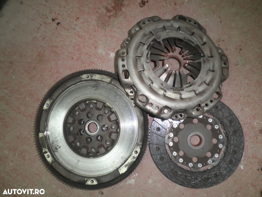 Kit ambreiaj , volanta Mercedes A Class W176, B Class W246, 1.5 D A6070300605 A0262501001 - 7