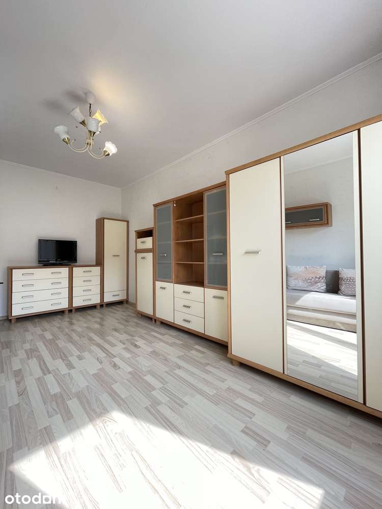 Kawalerka z widokiem na Sky Tower | 38 m² | osobna kuchnia