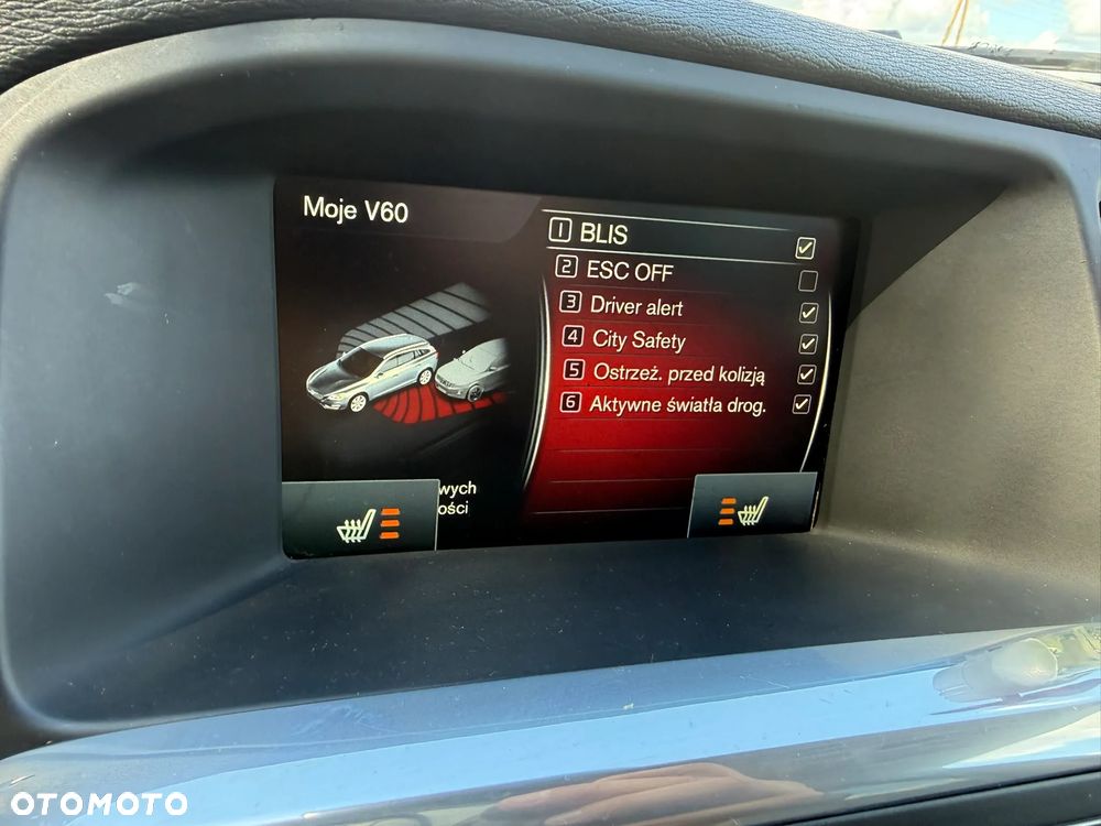 Volvo V60 Cross Country D3 Drive-E Momentum - 11