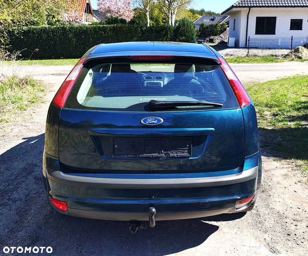 Ford Focus 1.6 16V Ghia - 13