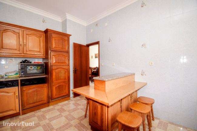 Prédio à venda em Odivelas - Grande imagem: 3/30