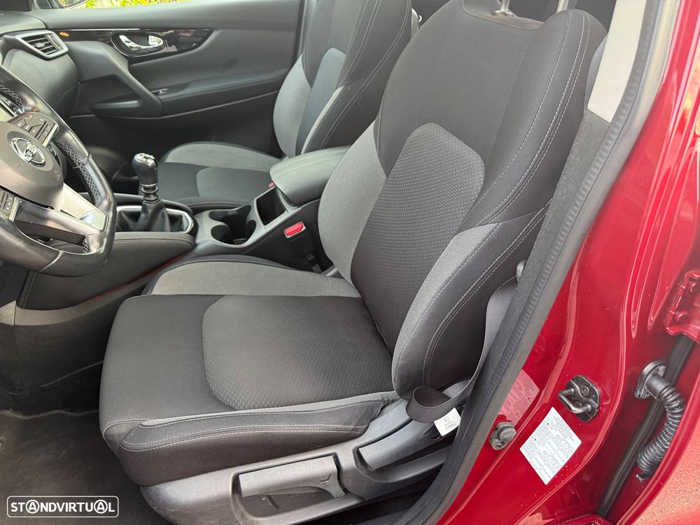 Nissan Qashqai 1.5 dCi N-Connecta Led - 11