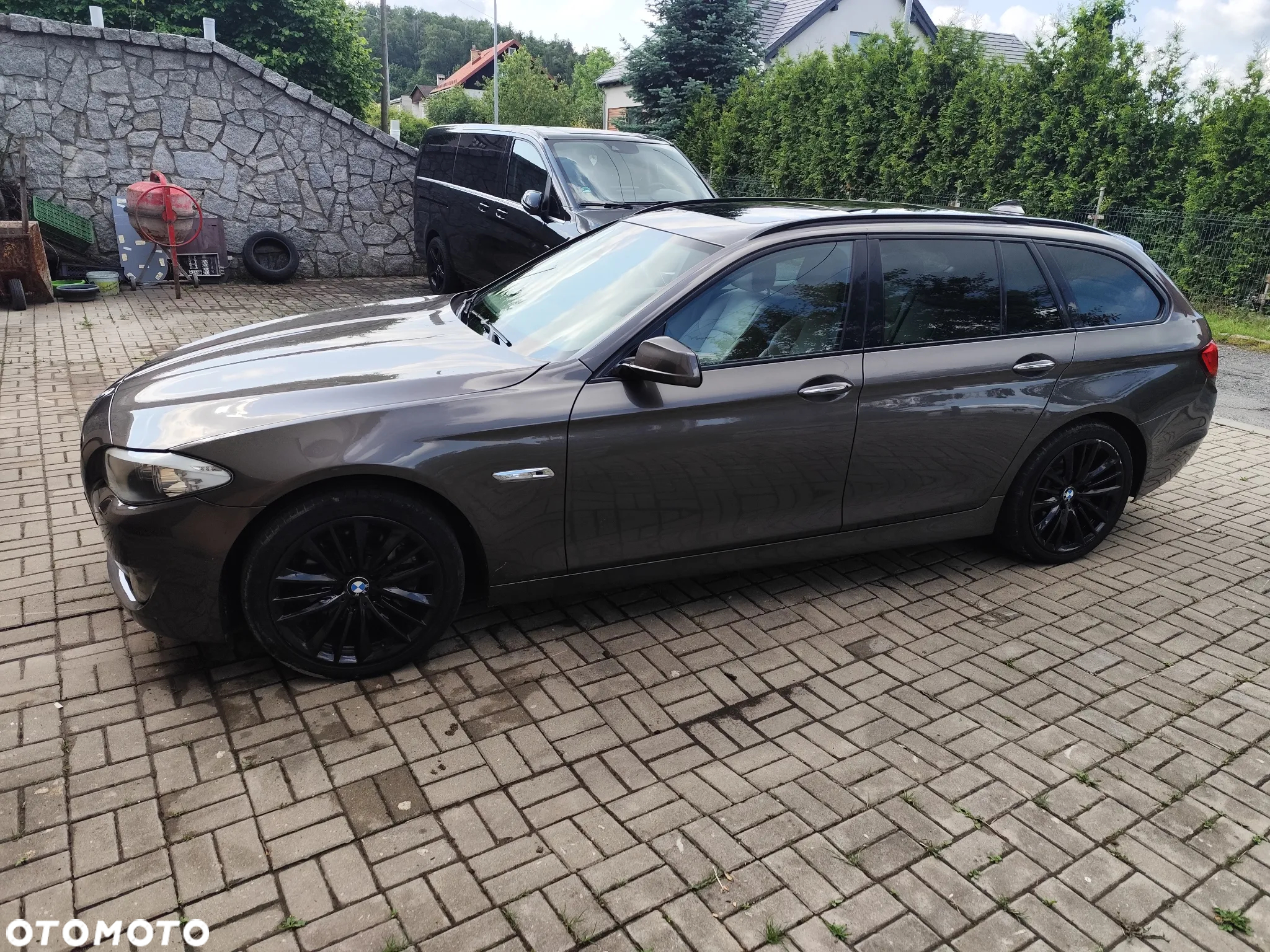 BMW Seria 5 530d Touring - 4