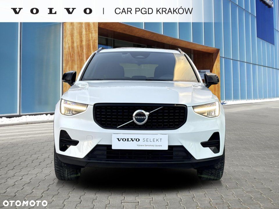 Volvo XC 40 - 3