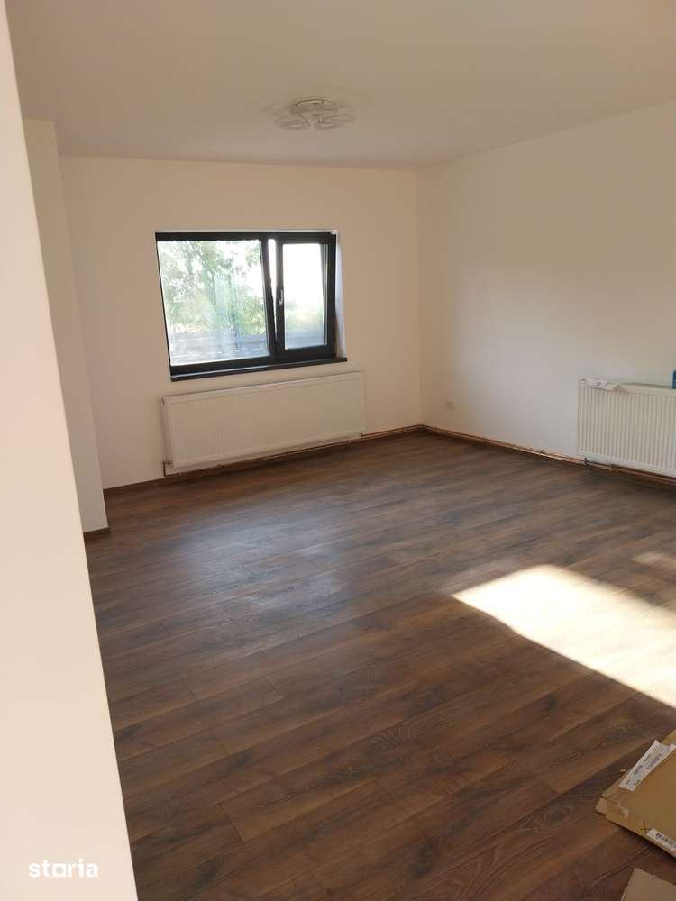 Casa de vanzare - Dumesti - Imagine principală: 5/12