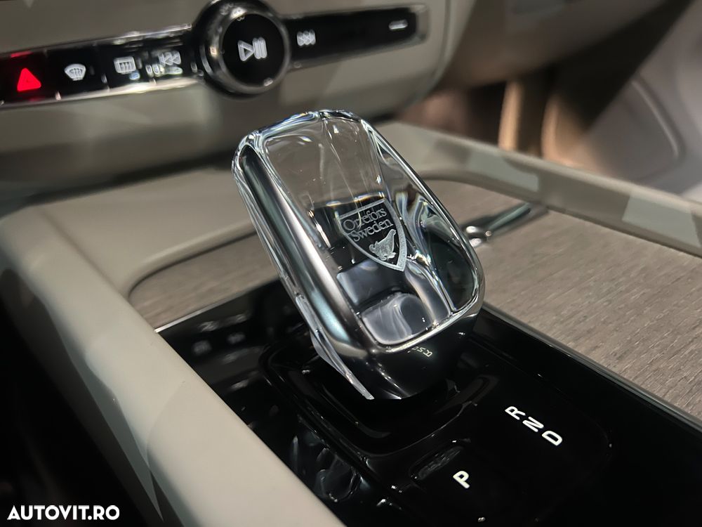 VOLVO XC60 2021 — imagine 22