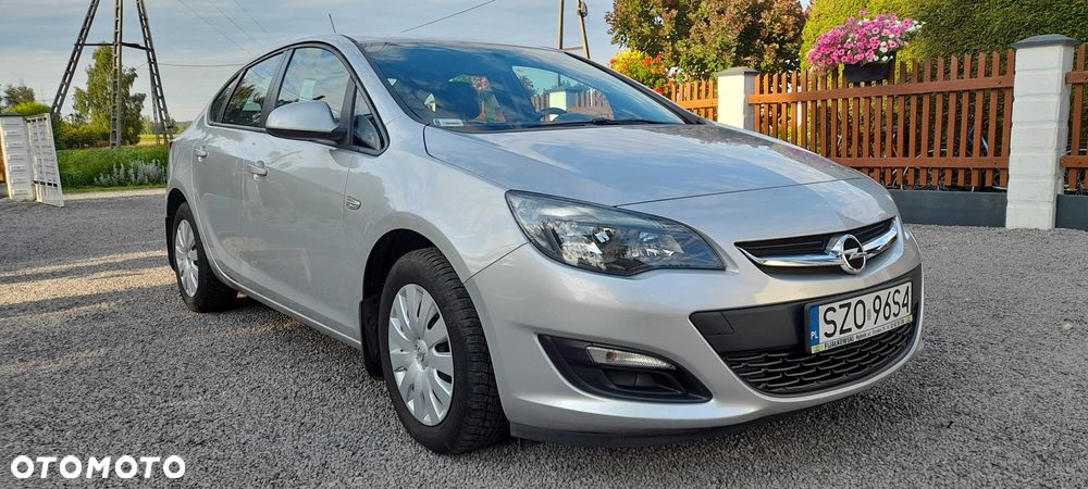 Opel Astra - 3