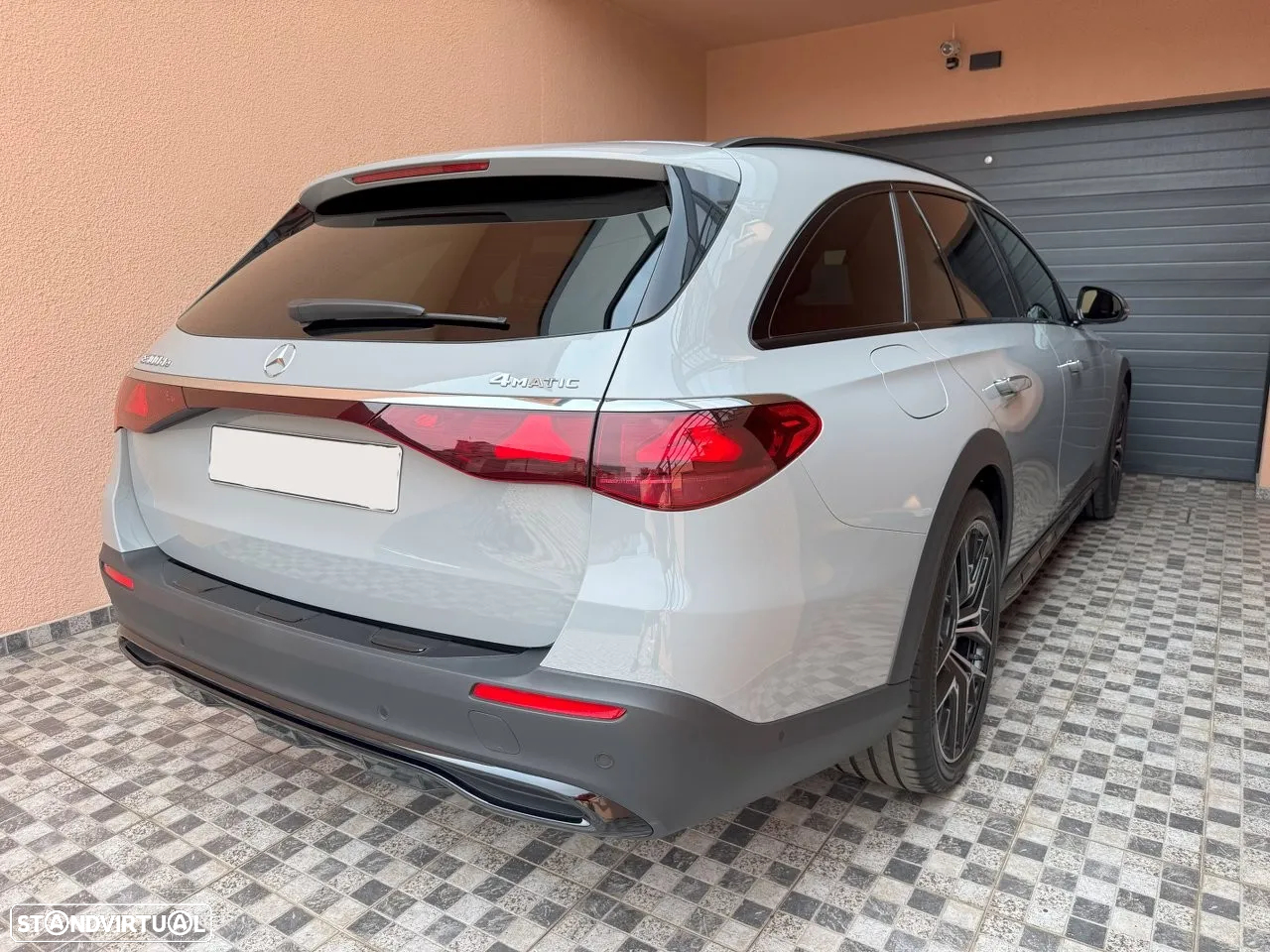 Mercedes-Benz E 300 de 4Matic All-Terrain - 6
