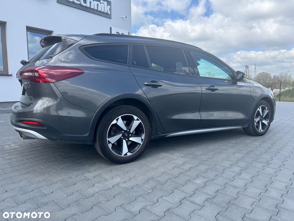 Ford Focus 1.0 EcoBoost mHEV Active X - 4