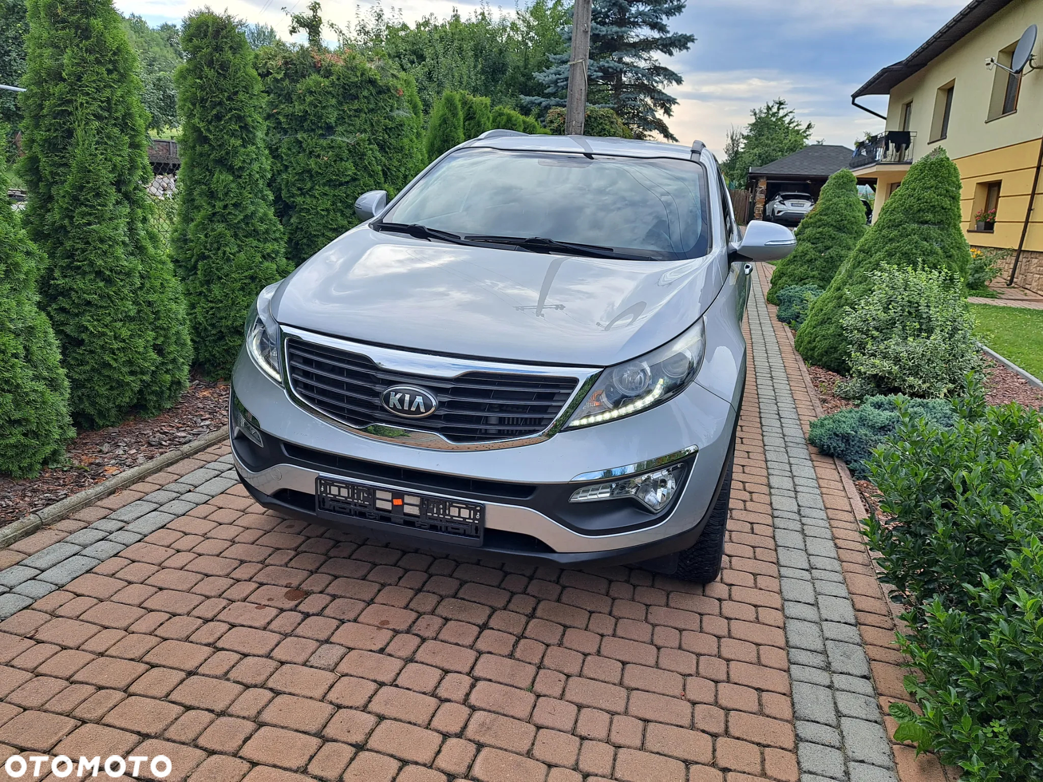 Kia Sportage 1.7 CRDI 2WD Dream-Team Edition - 2