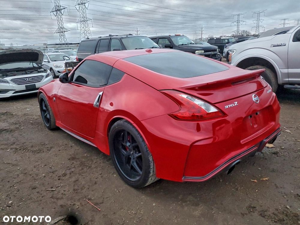 Nissan 370 Z - 2
