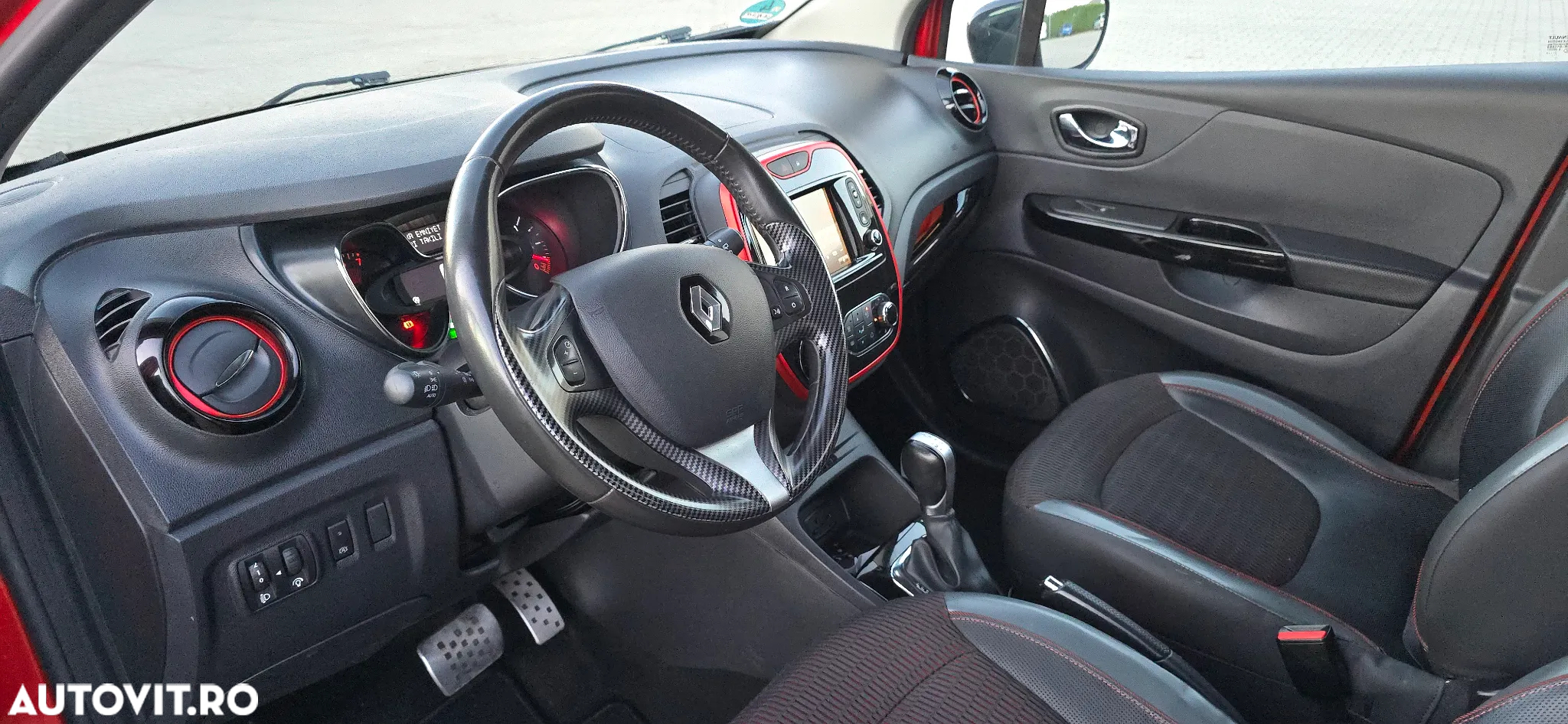 Renault Captur TCe 120 EDC Helly Hansen - 15