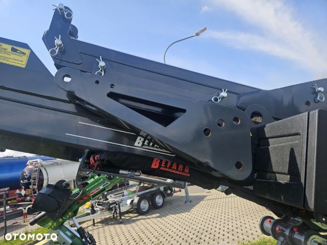 Befard miniżuraw gąsienicowy XM800 i XM1200 do 10,2m pick and carry - 6