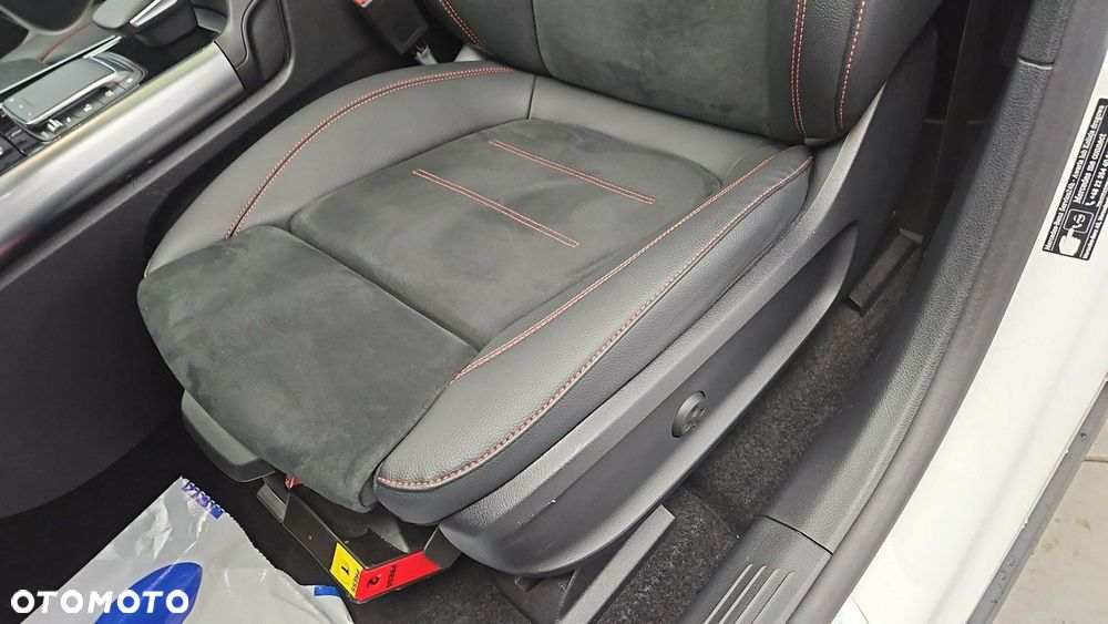 Mercedes-Benz EQA 250 66.5kWh AMG Line - 12