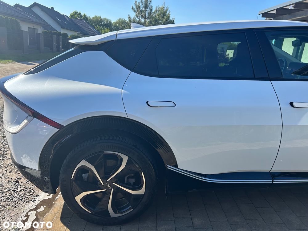 Kia EV6 77.4kWh Plus - 12