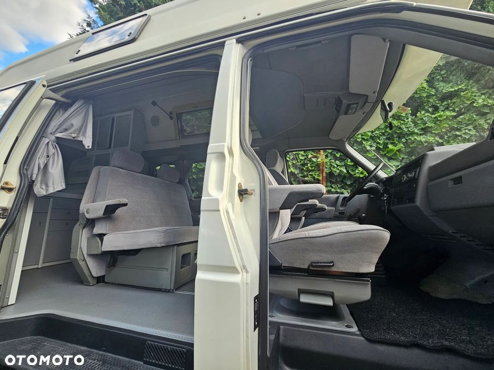 Volkswagen California - 19