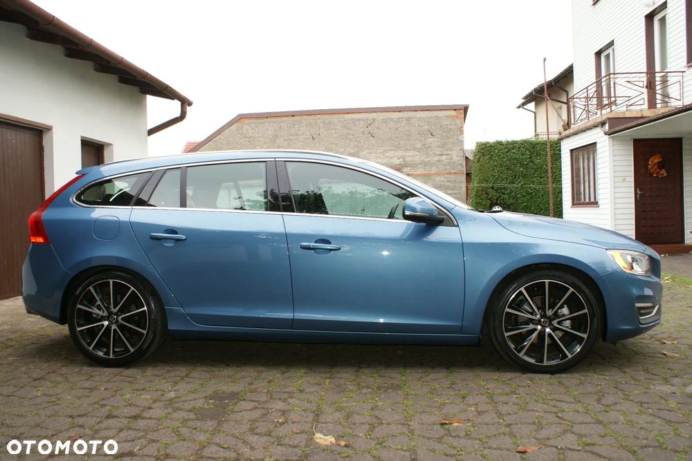 Volvo V60 T5 Geartronic Momentum - 6