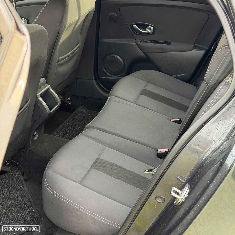 Renault Mégane Sport Tourer ENERGY dCi 110 Start & Stopp LIMITED - 11