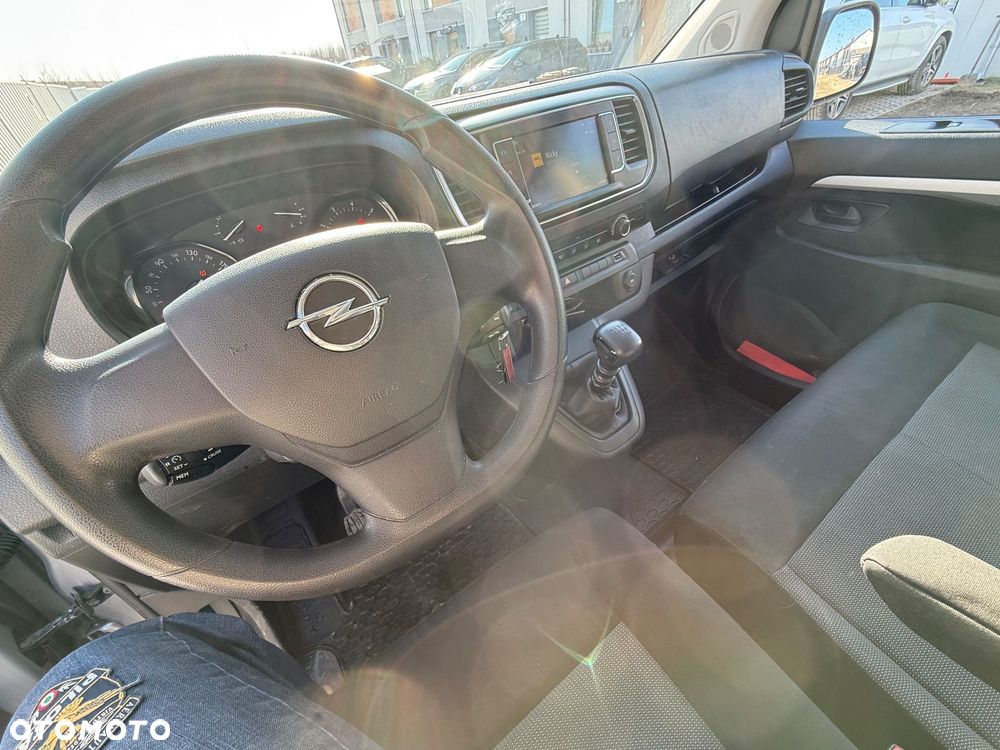 Opel Vivaro - 14