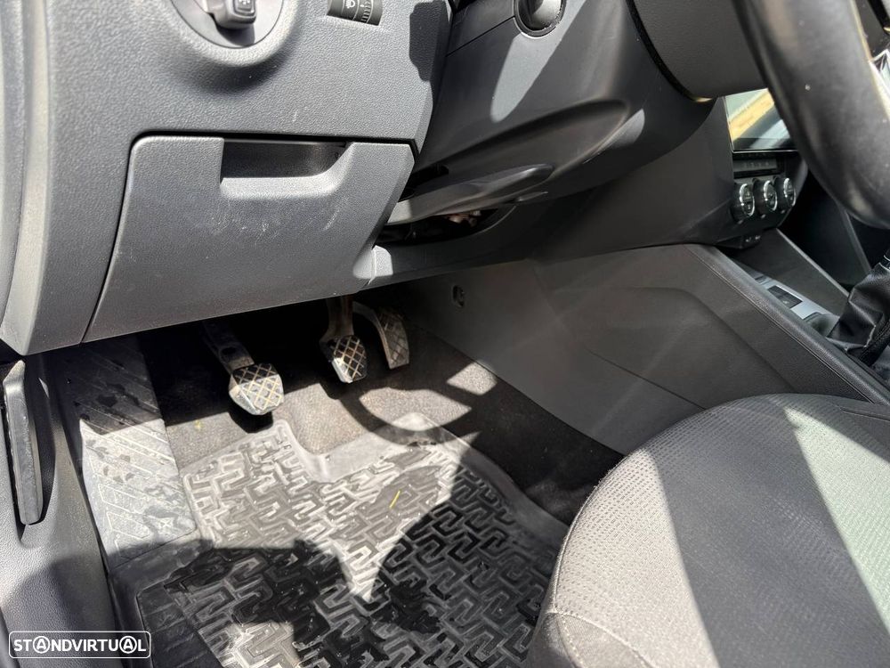 Skoda Octavia Break 1.6 TDi Sportline - 9