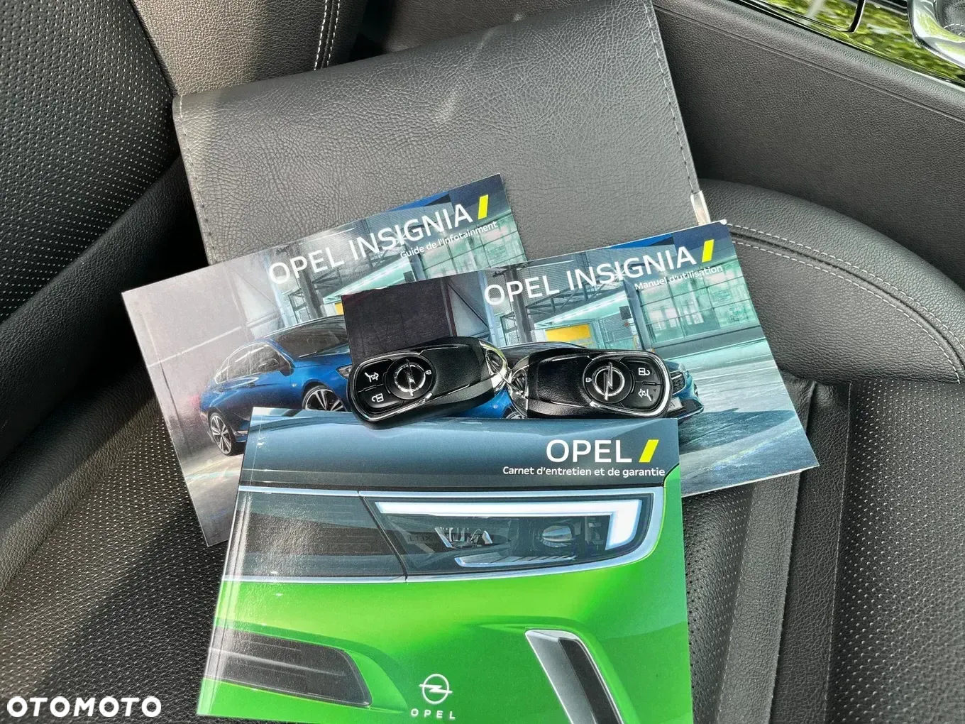 Opel Insignia - 40