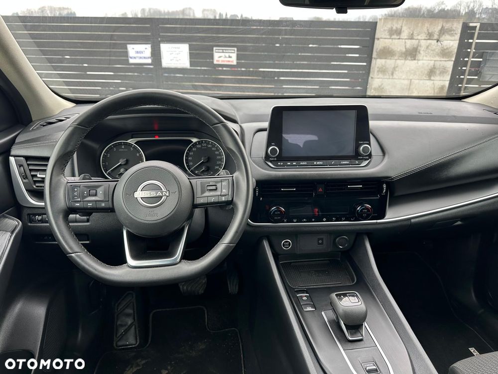 Nissan Qashqai 1.3 DIG-T Acenta DCT - 10