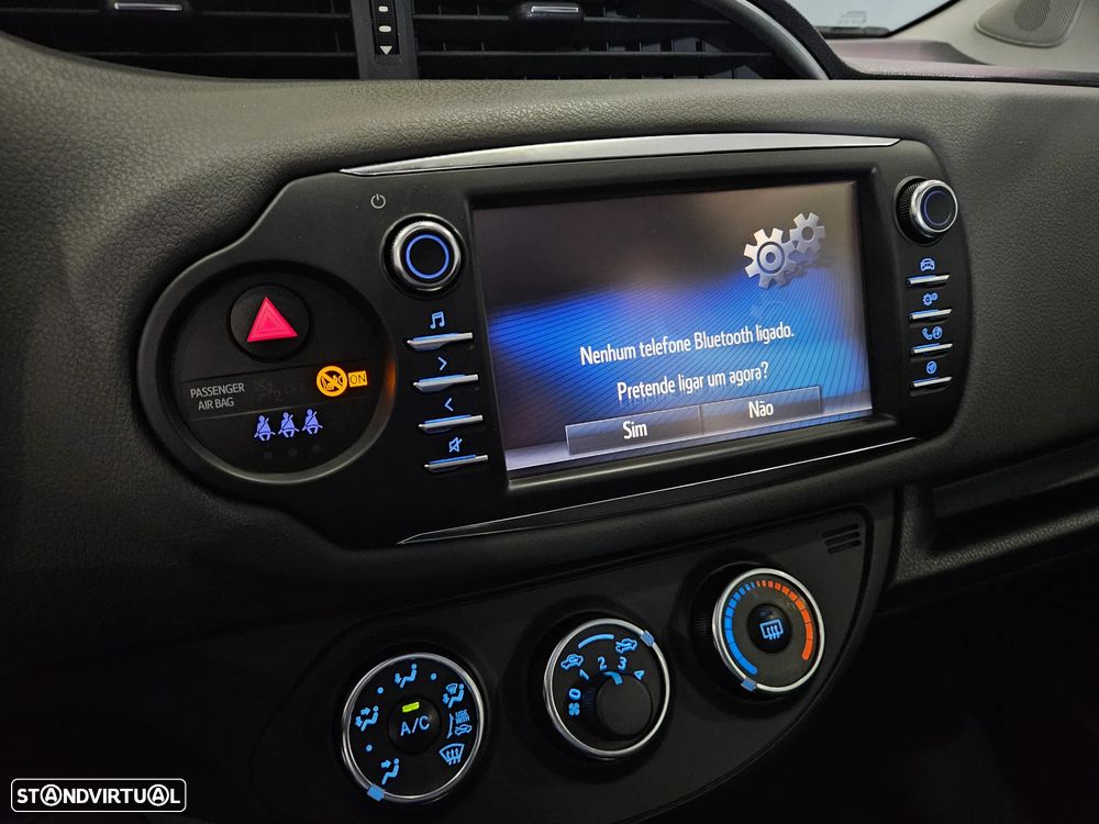 Toyota Yaris 1.0 VVT-i Exclusive - 19