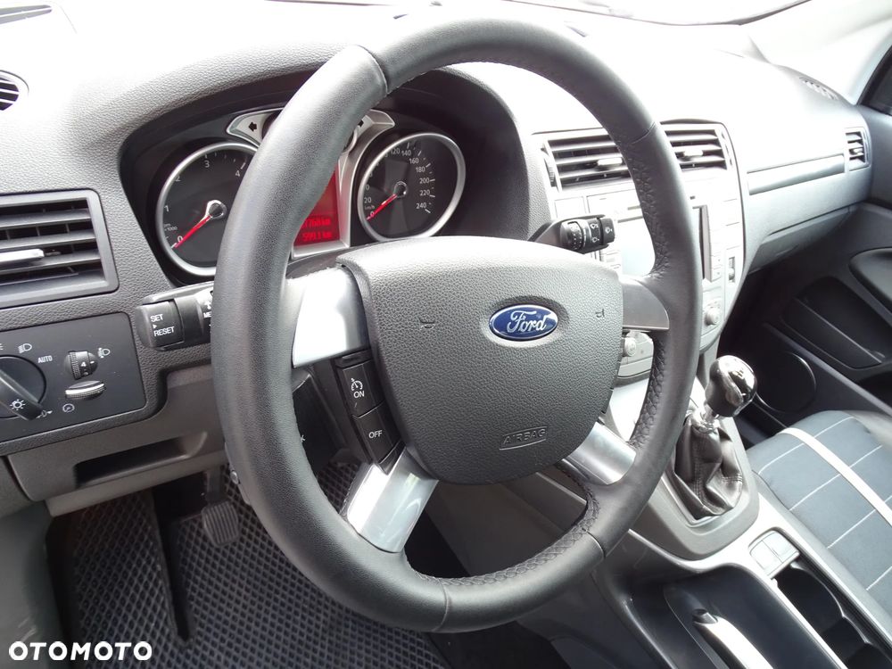 Ford Kuga 2.0 TDCi 4x4 White Magic - 31