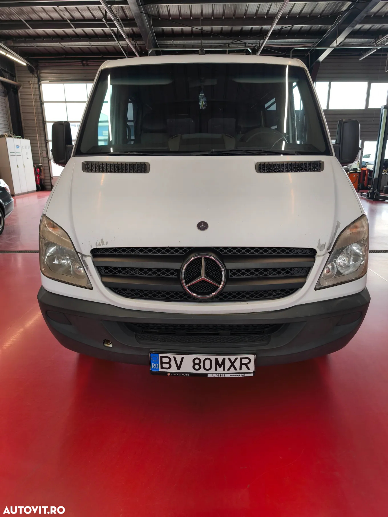 Mercedes-Benz Sprinter - 10
