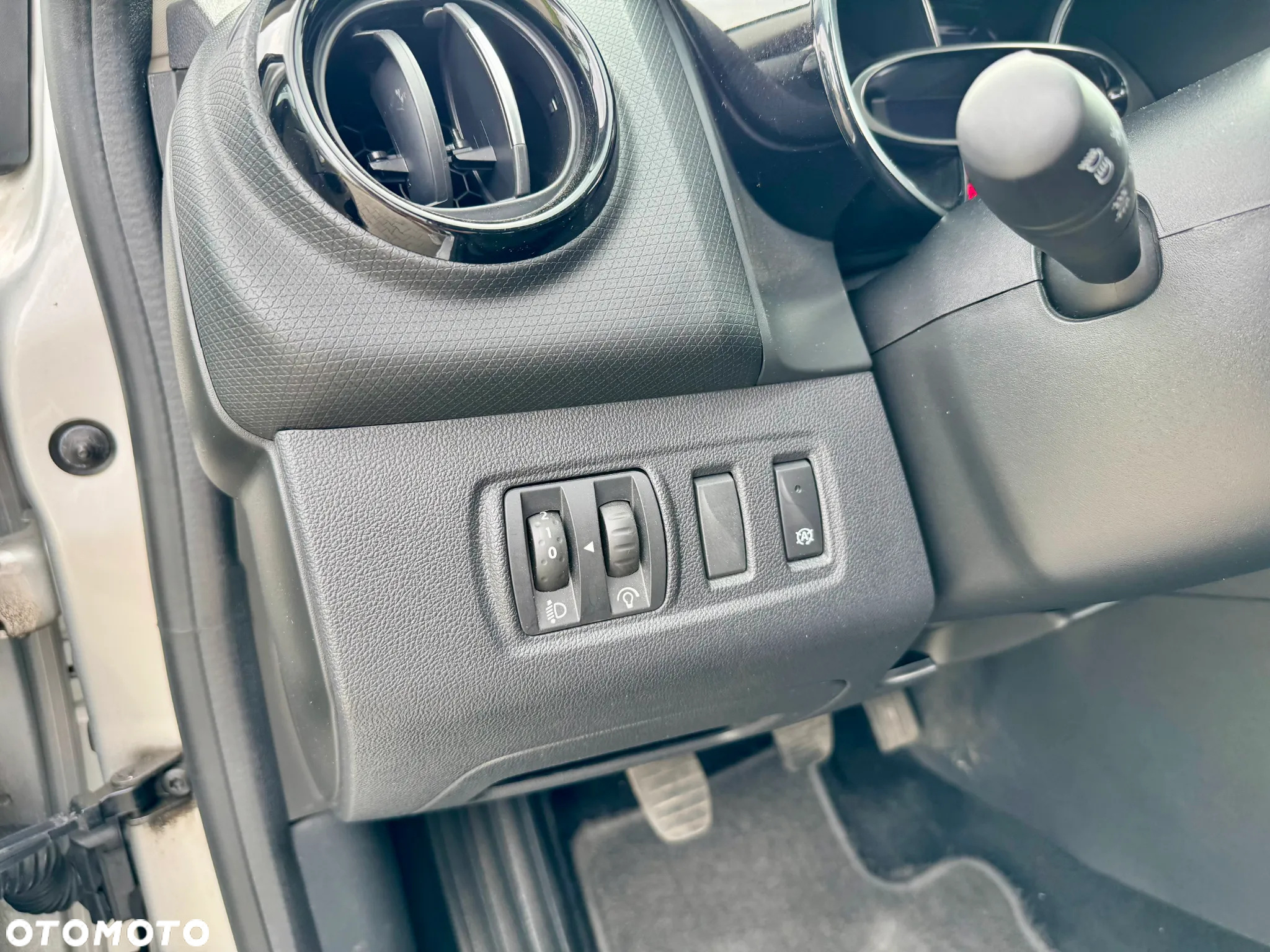 Renault Clio (Energy) dCi 90 Start & Stop LIMITED - 10