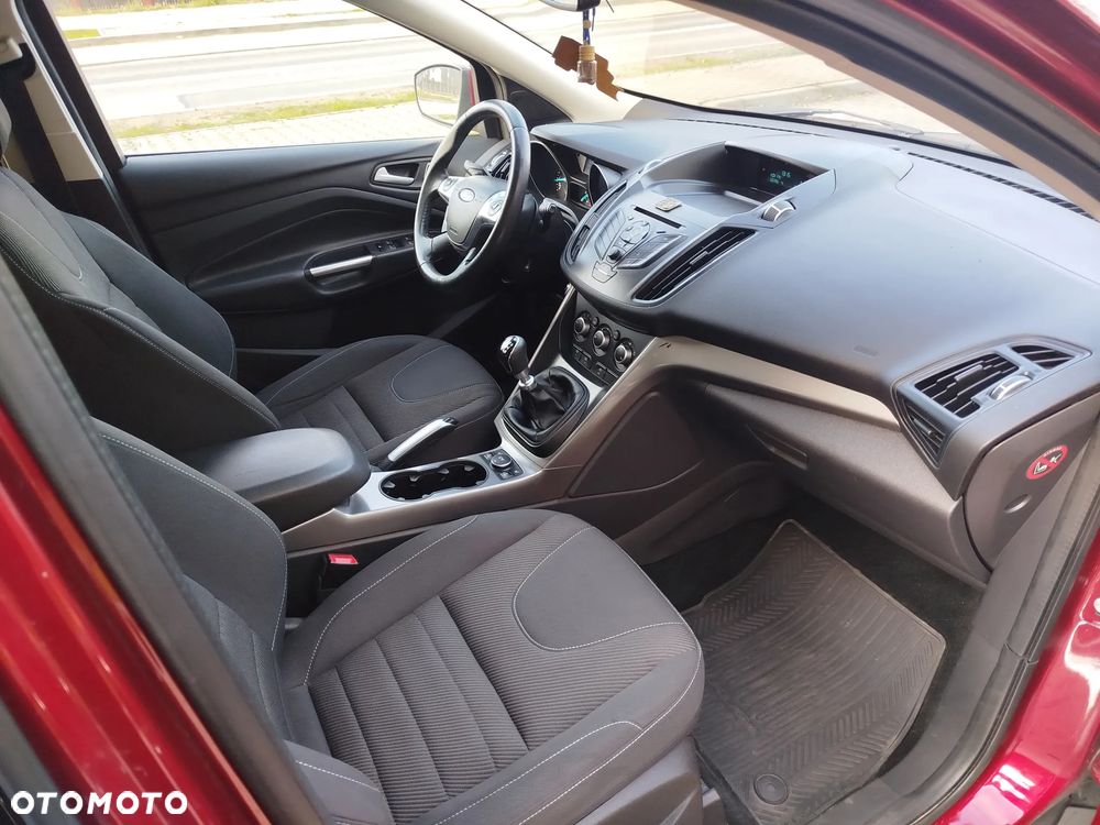 Ford Kuga 1.5 EcoBoost 2x4 Trend - 7