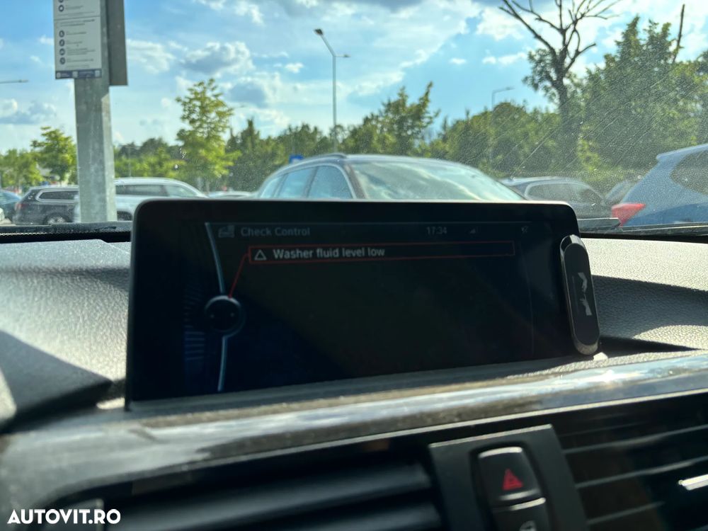 BMW Seria 3 320d DPF Aut. - 12