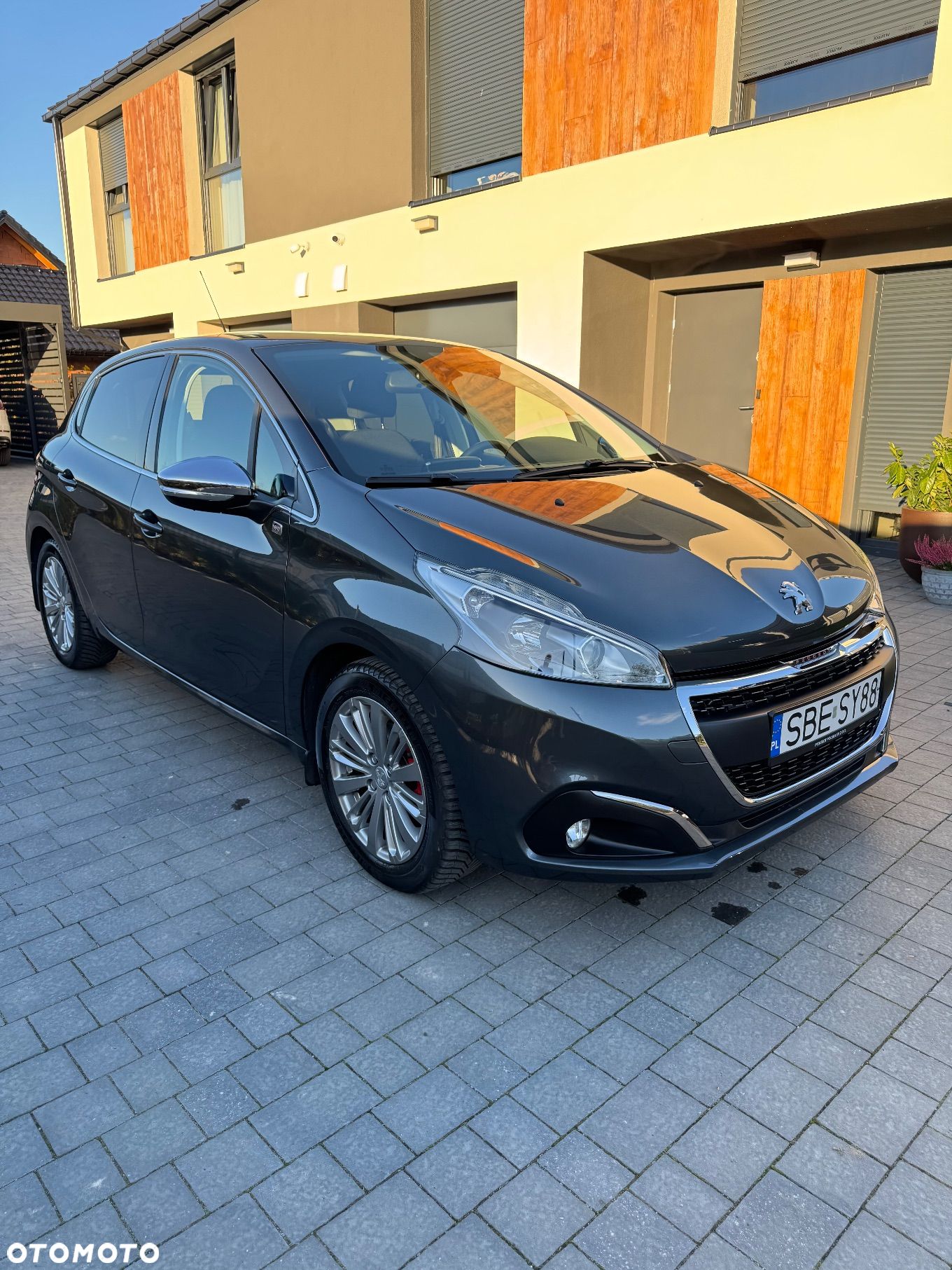 Peugeot 208 1.2 PureTech Allure S&S - 1