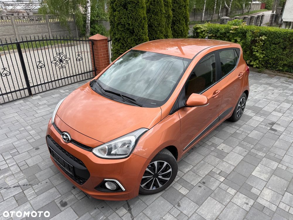 Hyundai i10 1.2 Fifa World Cup Edition - 12