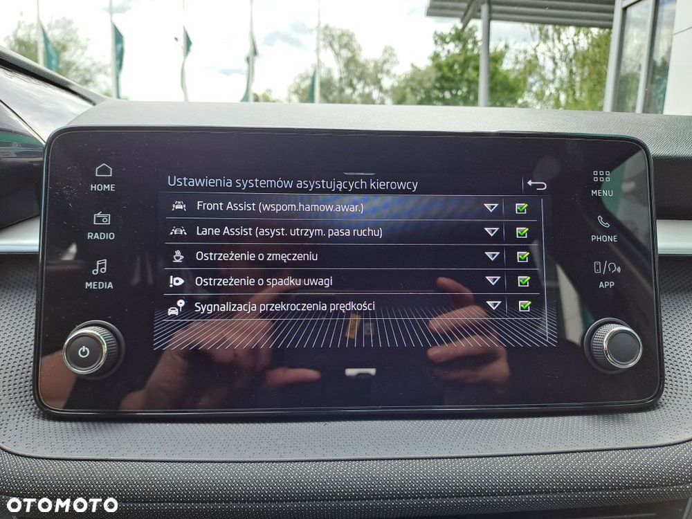 Skoda Fabia 1.0 TSI Drive DSG - 11