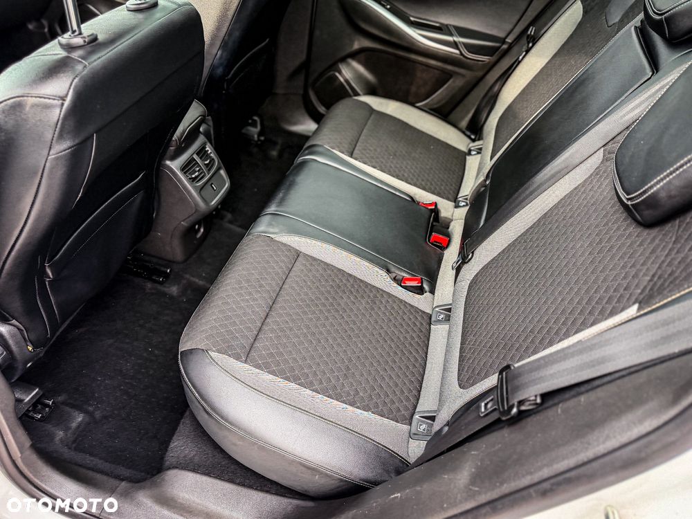 Opel Grandland X 1.2 Start/Stop Business Elegance - 28