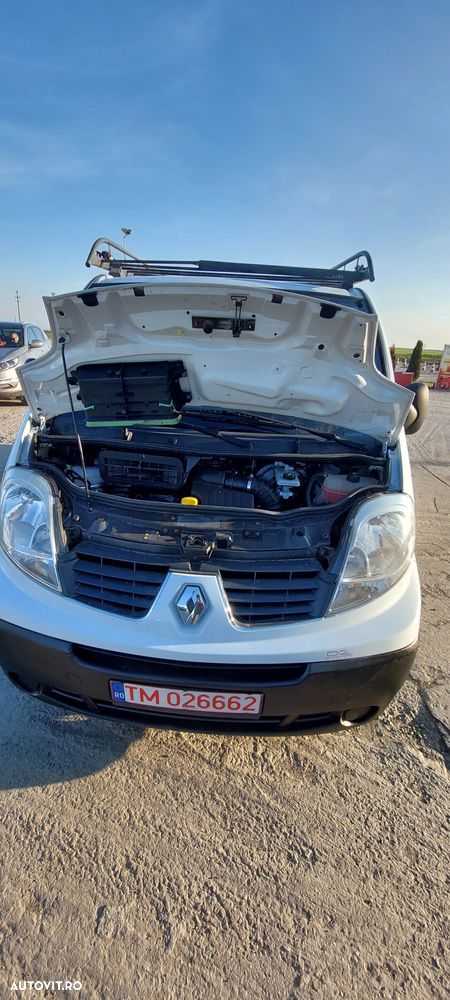 Renault TRAFIC - 12