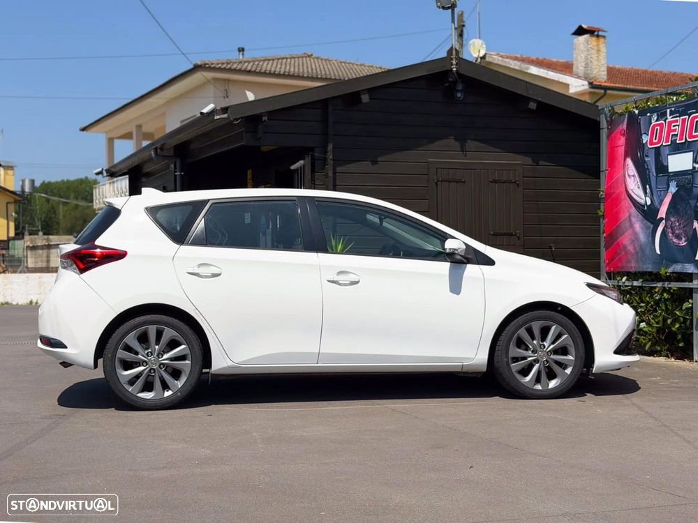 Toyota Auris 1.4 D-4D ACtive - 10