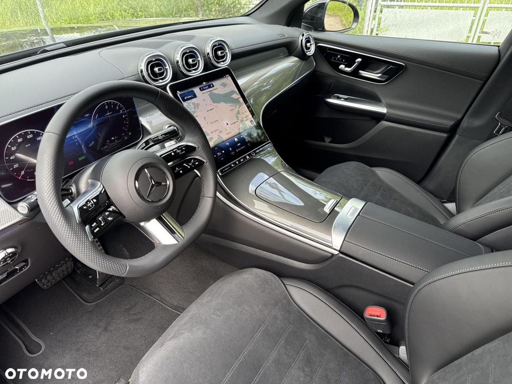 Mercedes-Benz GLC - 11