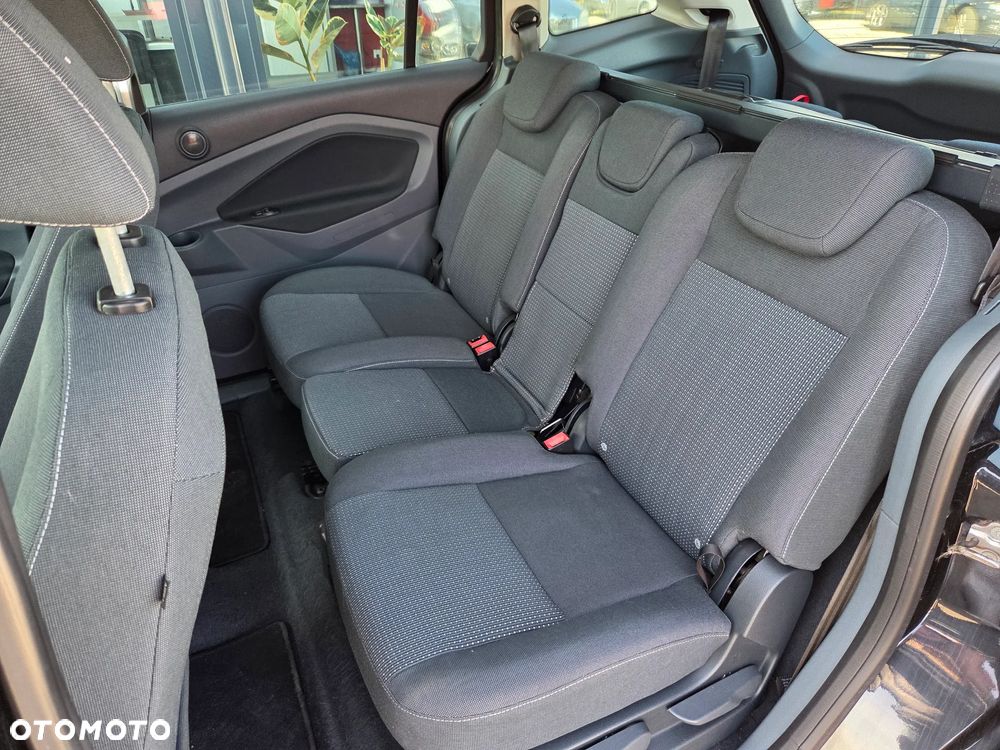 Ford Grand C-MAX 1.6 Titanium - 19