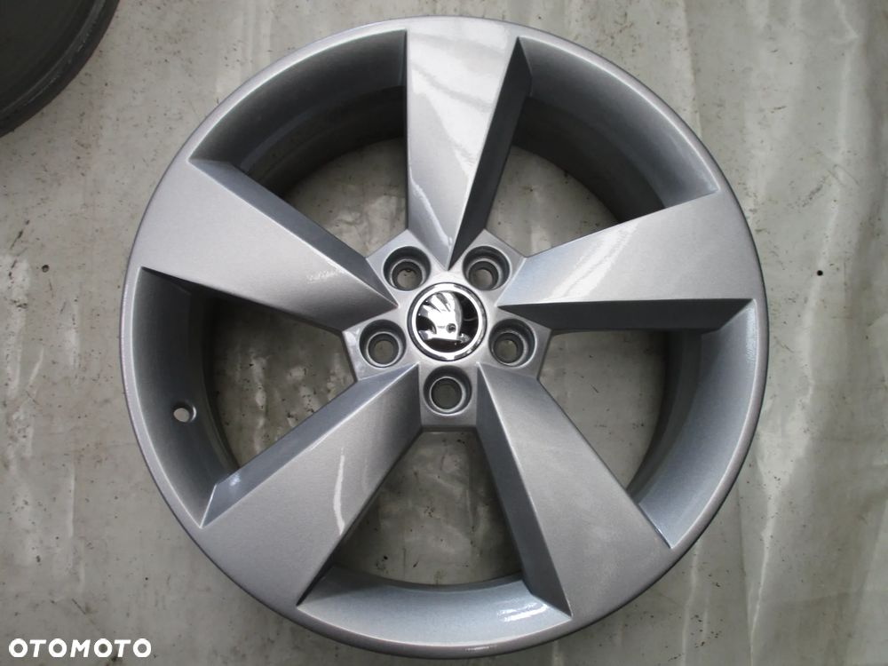 FELGI ALUMINIOWE 17 SKODA FABIA II FABIA III ET46 - 6