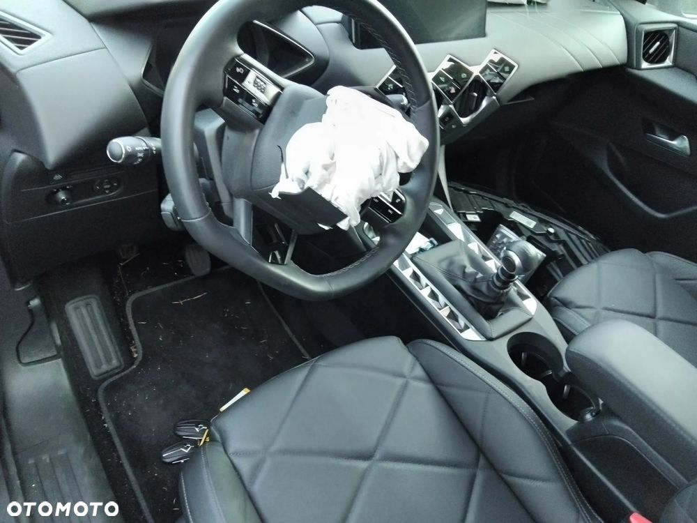 DS Automobiles DS 3 Crossback 1.2 PureTech Chic - 7