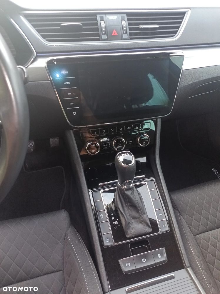 Skoda Superb 2.0 TDI SCR Style DSG - 12
