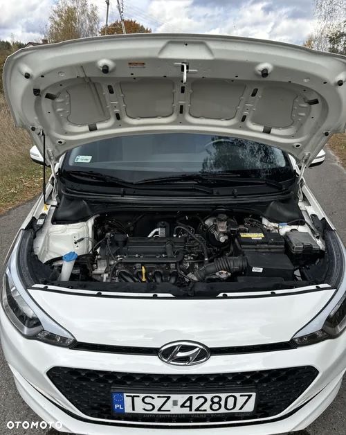 Hyundai i20 1.2 Fresh - 10