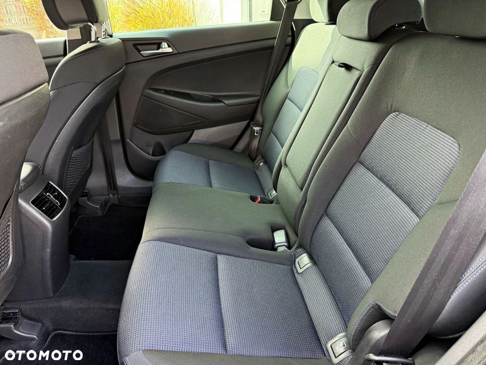 Hyundai Tucson blue 1.7 CRDi 2WD Style - 8