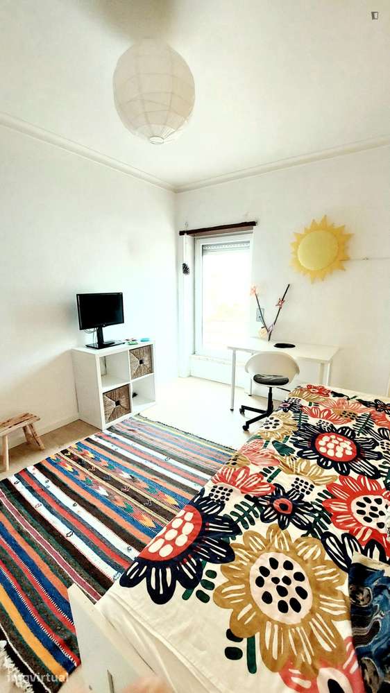 Quarto - localizado em Linda-a-Velha Lisbon - Grande imagem: 3/6