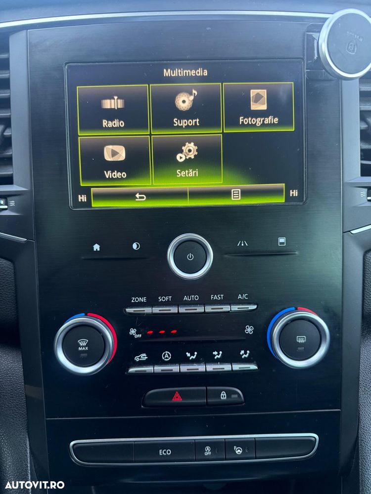 Renault Megane ENERGY dCi 110 EDC BOSE EDITION - 14