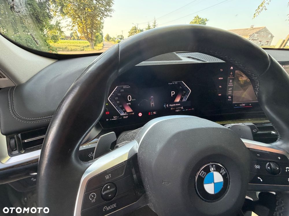 BMW X1 sDrive18i xLine - 12